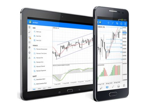 MetaTrader5平台下载：评论者算法的构造特点